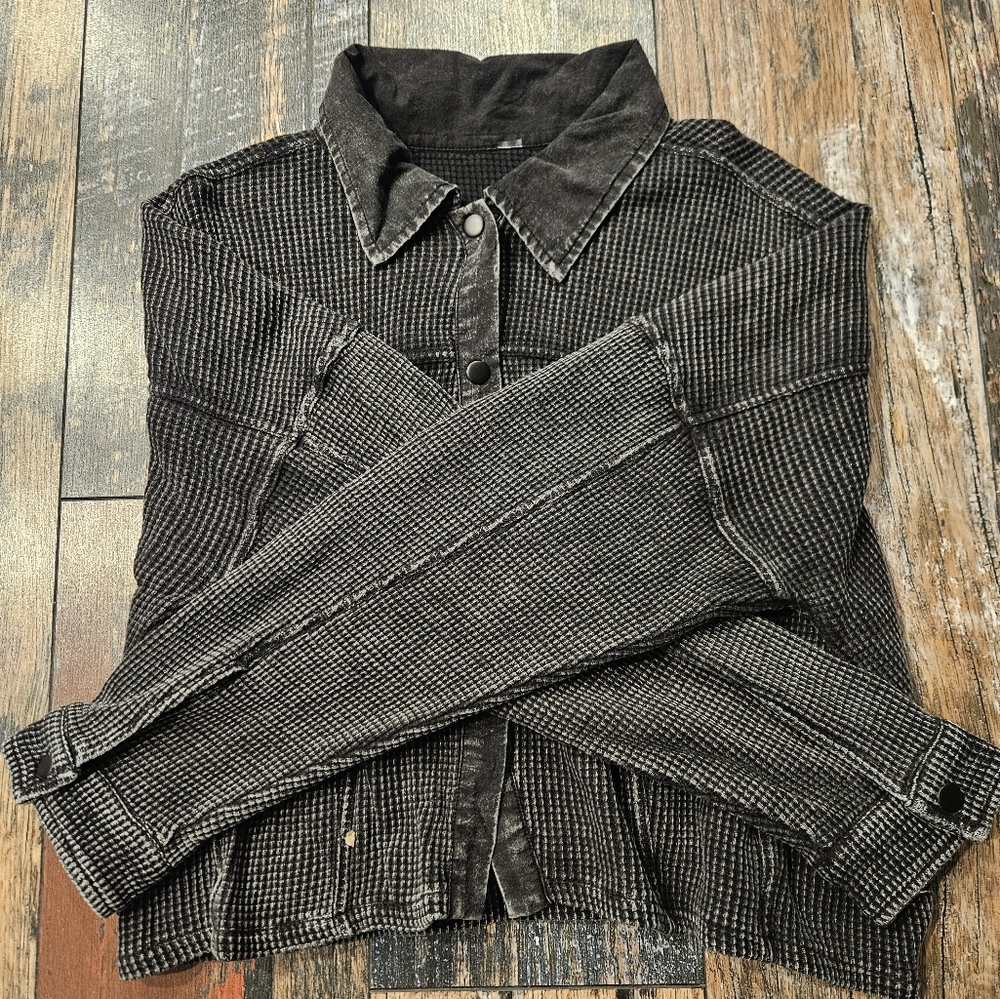 Waffle-Knit Distressed Black Cropped Shacket, Size M